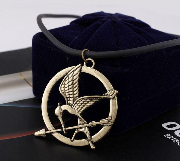 china new tv surranding jewelry film television trendy mocking bird the hunger games learn-tongue bird hip hop punk mens necklace, Silver
china new tv surranding jewelry film television trendy mocking bird the hunger games learn-tongue bird hip hop punk mens necklace, Silver