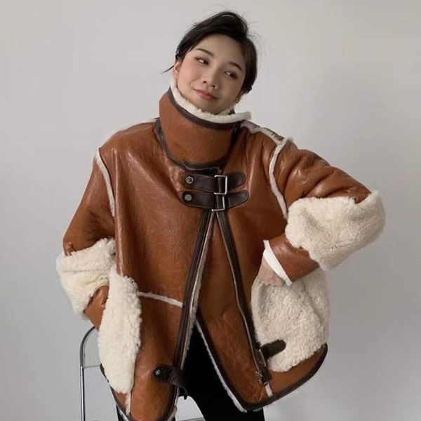 women 2021 autumn winter new faux sheepskin shearling coat female thick warm motorcycle street soft lamb fur leather jacket s781, Black
women 2021 autumn winter new faux sheepskin shearling coat female thick warm motorcycle street soft lamb fur leather jacket s781, Black