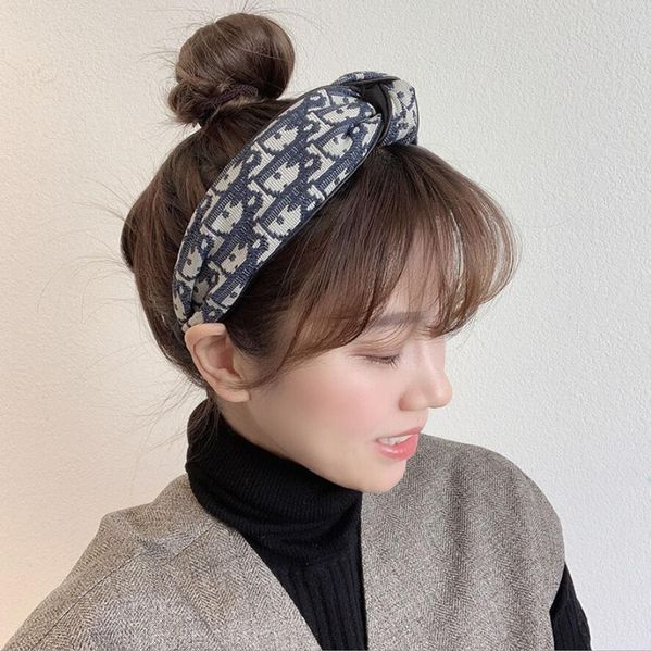 new designer twist turban letter headband prints stretch hairbands sport headbands yoga headwrap bandana women girls hair accessories, Black;brown
new designer twist turban letter headband prints stretch hairbands sport headbands yoga headwrap bandana women girls hair accessories, Black;brown