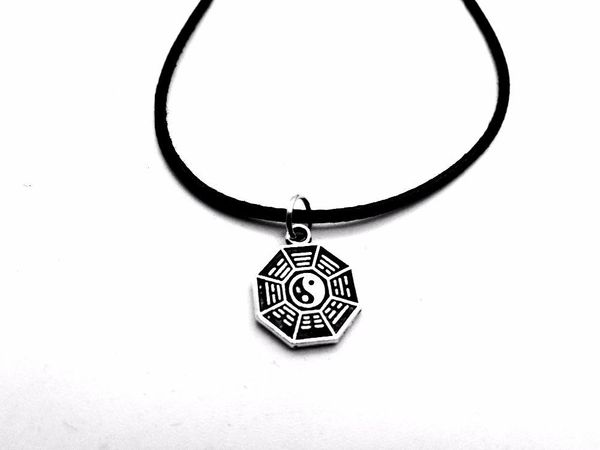 simple taiji bagua map feng shui pendant necklace chinese style fantastic ying yang tai chi gossip leather rope necklaces, Silver
simple taiji bagua map feng shui pendant necklace chinese style fantastic ying yang tai chi gossip leather rope necklaces, Silver