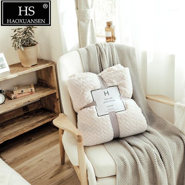 luxury warm solid color sherpa throw blanket super soft flannel fleece blankets fashion reversible design for winter sofa bed1
luxury warm solid color sherpa throw blanket super soft flannel fleece blankets fashion reversible design for winter sofa bed1