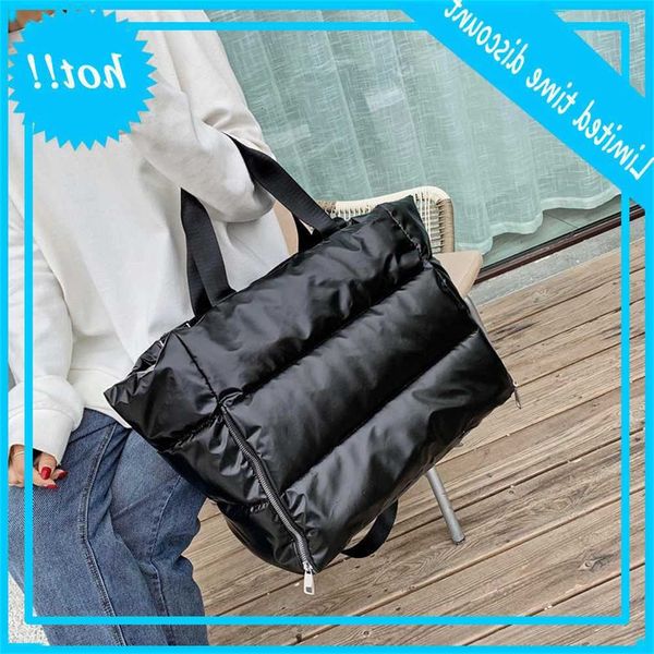 winter new capacity shoulder bag for women waterproof nylon cups space pad cats better large dead women's handbags
winter new capacity shoulder bag for women waterproof nylon cups space pad cats better large dead women's handbags