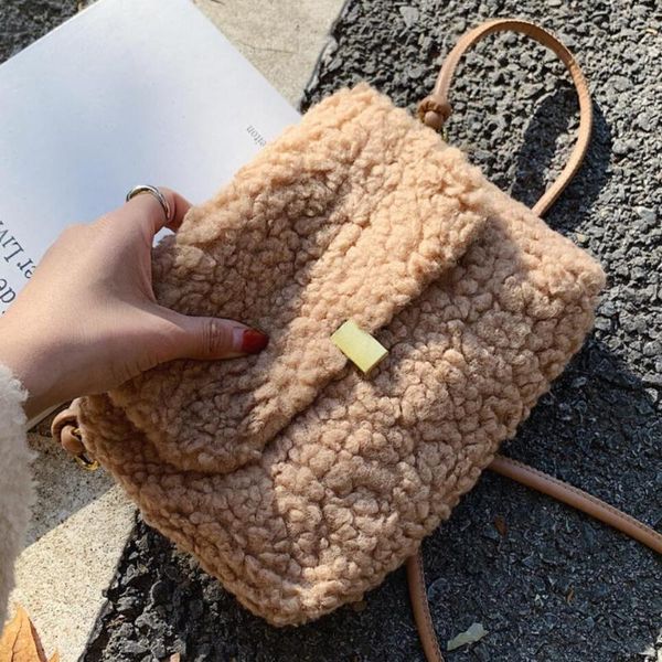 shoulder bags elegant female square crossbody bag 2021 winter quality soft plush women's designer handbag travel messenger
shoulder bags elegant female square crossbody bag 2021 winter quality soft plush women's designer handbag travel messenger