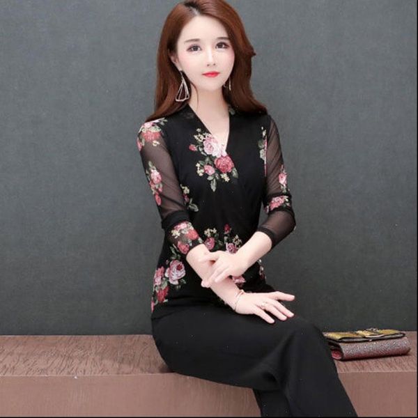 women spring autumn style lace blouses shirts lady casual v neck three quarter sleeve flower printed lace blusas dd8073, White
women spring autumn style lace blouses shirts lady casual v neck three quarter sleeve flower printed lace blusas dd8073, White
