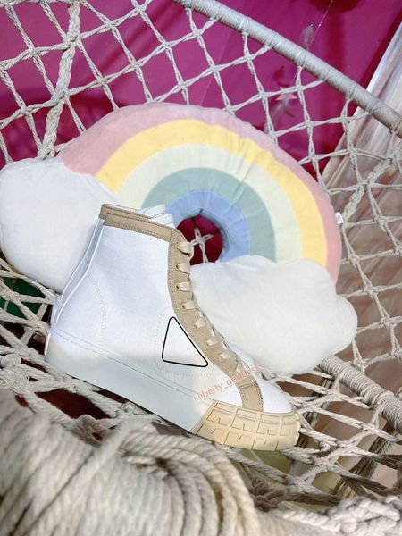 2021 arrival mens womens designer cotton canvas nylon gabardine high-sneakers fashion luxe shoes men size 35-40, Black
2021 arrival mens womens designer cotton canvas nylon gabardine high-sneakers fashion luxe shoes men size 35-40, Black