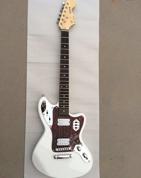 custome jazzmaster 3-tone white electric guitar wide lollar pickups, red pearl pickguard, vintage tuners, tremolo bridge
custome jazzmaster 3-tone white electric guitar wide lollar pickups, red pearl pickguard, vintage tuners, tremolo bridge