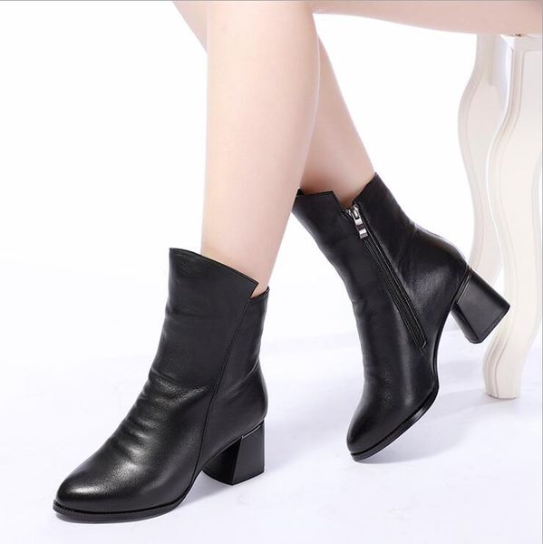 genuine leather women boots 2020 pointed toe square heel leather warm boots with coat high heel boots, Black
genuine leather women boots 2020 pointed toe square heel leather warm boots with coat high heel boots, Black