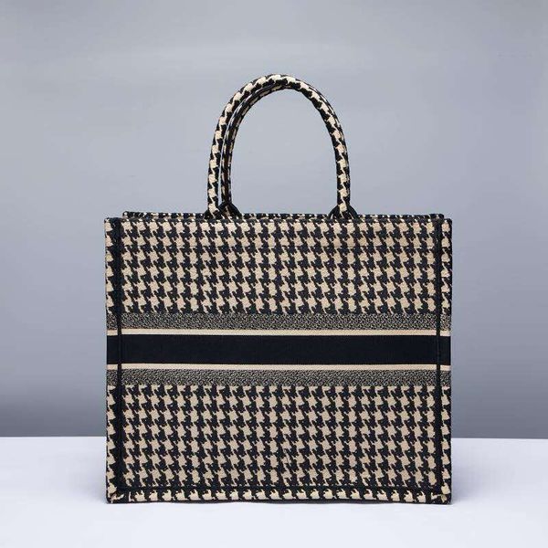5a embroidery book tote bags for women r luxury handbags ladys new fashion shoulder shopping bag
5a embroidery book tote bags for women r luxury handbags ladys new fashion shoulder shopping bag