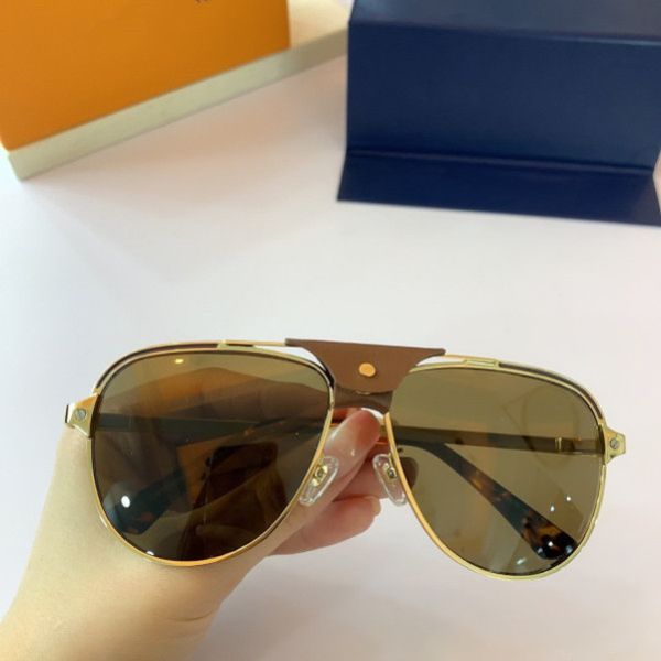 new ct0192s design sunglasses for women popular fashion summer style with the stones uv400 protection lens come with case box
new ct0192s design sunglasses for women popular fashion summer style with the stones uv400 protection lens come with case box