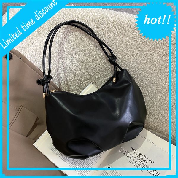 casual women's 2020 new fashion simple shoulder korean version net red messenger bag
casual women's 2020 new fashion simple shoulder korean version net red messenger bag