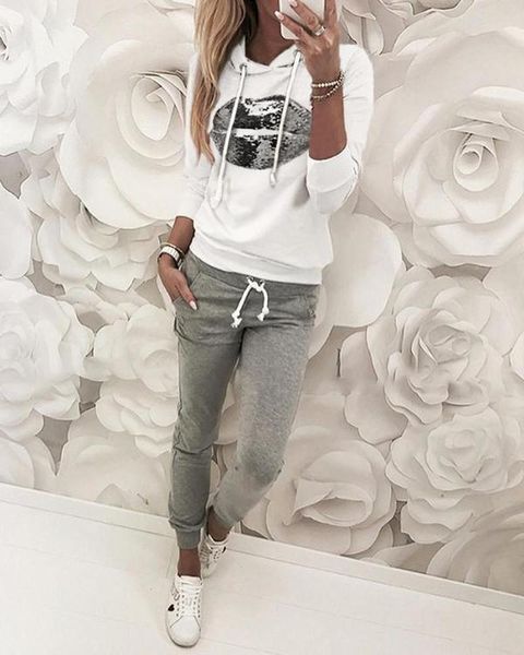 2 piece sets women tracksuit sweatsuits sequins hooded & drawstring design pant sets women casual outfits, Gray
2 piece sets women tracksuit sweatsuits sequins hooded & drawstring design pant sets women casual outfits, Gray