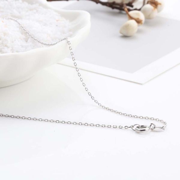 Luxurys Designers Fashion Simple jewelry silver clasp Necklace Korean clavicle chain o word cross female chain pendant accessories
Luxurys Designers Fashion Simple jewelry silver clasp Necklace Korean clavicle chain o word cross female chain pendant accessories