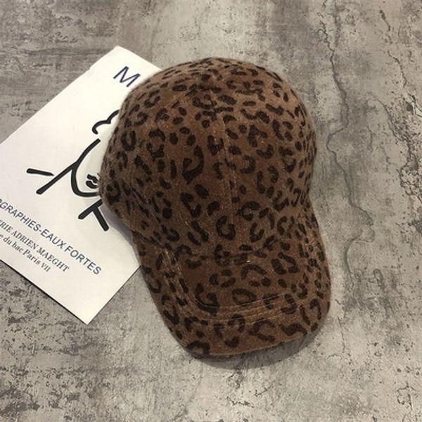 gtjs fashion fashion bean hats winter bonnet and autumn caps wrap head warm caps red star knitting hats, Brown;gray
gtjs fashion fashion bean hats winter bonnet and autumn caps wrap head warm caps red star knitting hats, Brown;gray