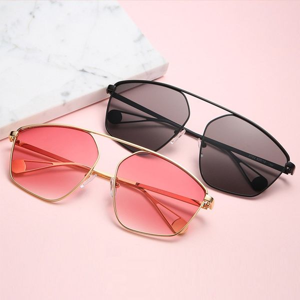 2020 oversized women sunglasses square brand designer men sun glasses gradient irregular frame sunglasses for female uv400, White;black
2020 oversized women sunglasses square brand designer men sun glasses gradient irregular frame sunglasses for female uv400, White;black