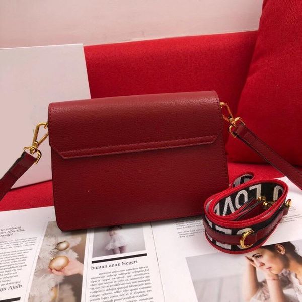 2020 the new style fashion and cool genuine cow leather women one shoulder bag crossbody bag 6 color
2020 the new style fashion and cool genuine cow leather women one shoulder bag crossbody bag 6 color