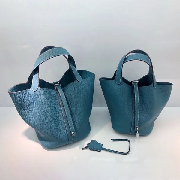 new head togo original h home vegetable basket portable bucket leather hand bag
new head togo original h home vegetable basket portable bucket leather hand bag