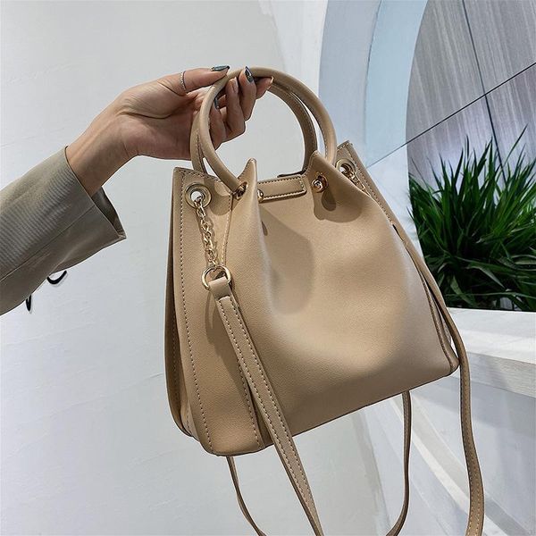 temperament bag 2020 new versatile fashion crossbite bag mother simple portable shoulder
temperament bag 2020 new versatile fashion crossbite bag mother simple portable shoulder