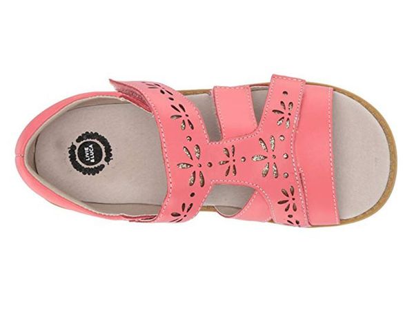 sandals kids leather summer shoes for girls flower casual children low heel, Black;red
sandals kids leather summer shoes for girls flower casual children low heel, Black;red