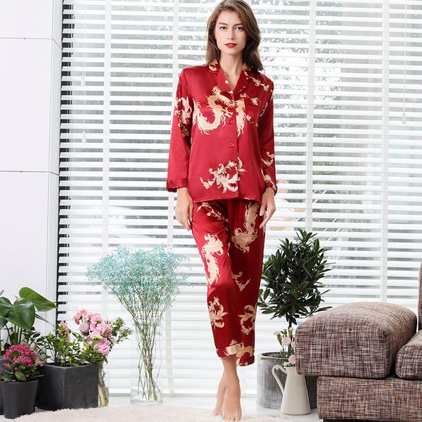 2021 new women's pajamas set spring summer silk down collar print sleepwear casual ladies home suit three pajama k00e, Black;red
2021 new women's pajamas set spring summer silk down collar print sleepwear casual ladies home suit three pajama k00e, Black;red