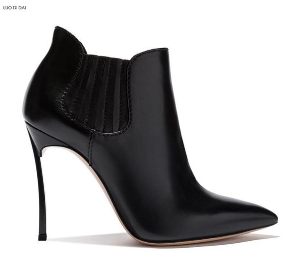 2020 fashion women black leather boots pointed toe booties women party shoes slip on ankle boots dress shoes high heel botas
2020 fashion women black leather boots pointed toe booties women party shoes slip on ankle boots dress shoes high heel botas