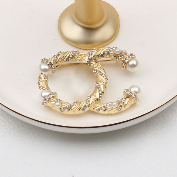 designer jewelry fashion luxury brooch noble temperament classic double letter logo pearl diamond brooch wholesale price, Gray
designer jewelry fashion luxury brooch noble temperament classic double letter logo pearl diamond brooch wholesale price, Gray