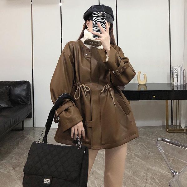 women's jackets 2021 thickened warm high collar long coat women winter lace-up collect waist splice lamb plush pu leather jacket, Black;brown
women's jackets 2021 thickened warm high collar long coat women winter lace-up collect waist splice lamb plush pu leather jacket, Black;brown