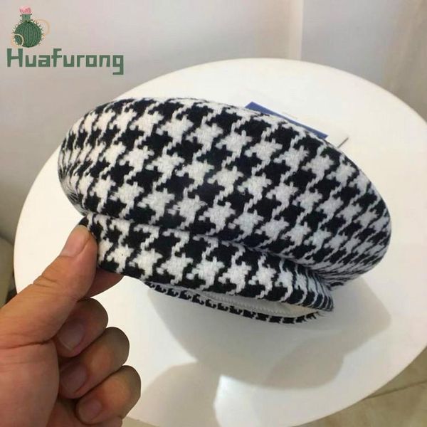 berets huafurong original plaid women's beret hat winter and autumn wearing warm fashion black white ladies, Blue;gray
berets huafurong original plaid women's beret hat winter and autumn wearing warm fashion black white ladies, Blue;gray