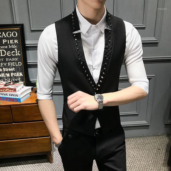 v lead rivet decoration punk wind one button vest performance vest men 2019 spring black men brand new slim fit male tide1, Black;white
v lead rivet decoration punk wind one button vest performance vest men 2019 spring black men brand new slim fit male tide1, Black;white