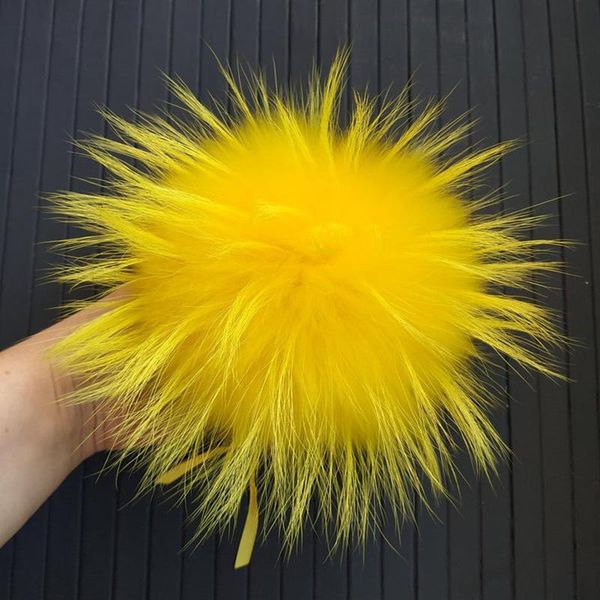 beanies 5pcs/lot fur pom yellow pompom raccoon pompoms for hat beanie christmas gift 15cm
beanies 5pcs/lot fur pom yellow pompom raccoon pompoms for hat beanie christmas gift 15cm