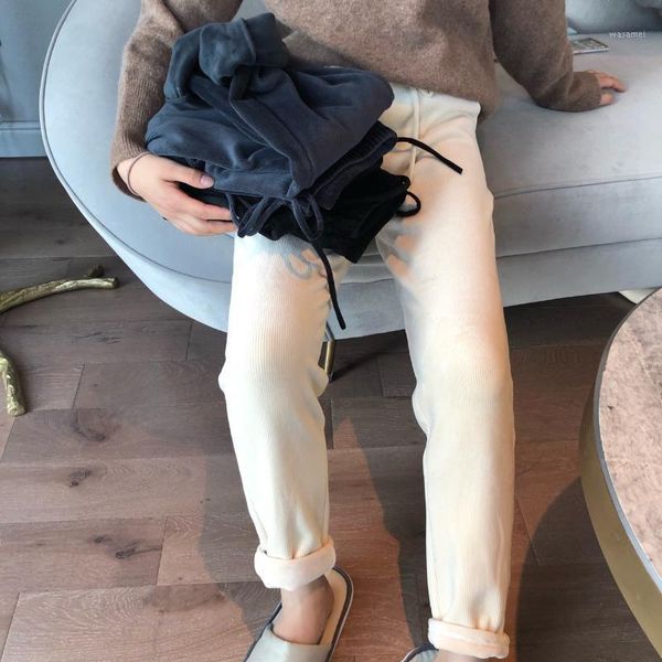 chenille oversized women's pants casual loose straight tube harem daddy pants1, Black;white
chenille oversized women's pants casual loose straight tube harem daddy pants1, Black;white