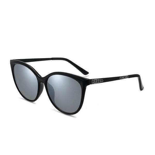 sunglasses fashion classic versatile style trendy polarized retro women's ultra light, White;black
sunglasses fashion classic versatile style trendy polarized retro women's ultra light, White;black