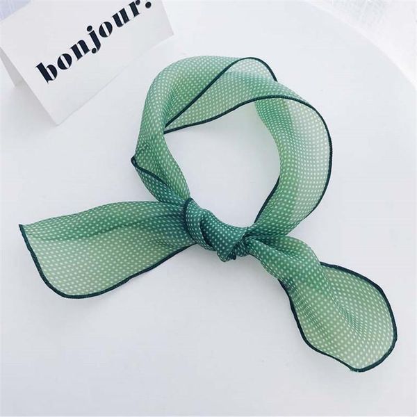 2021 new hijab scarf women bandana silk scarf foulard femme hair versatile frivolous dot small silk small kerchief, Blue;gray
2021 new hijab scarf women bandana silk scarf foulard femme hair versatile frivolous dot small silk small kerchief, Blue;gray