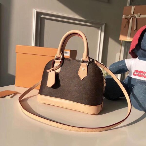 latest fashion luxurys designers bags, men and women shoulder bag, handbags, backpacks, crossbody, waist pack.wallet.fanny packs 0l012
latest fashion luxurys designers bags, men and women shoulder bag, handbags, backpacks, crossbody, waist pack.wallet.fanny packs 0l012