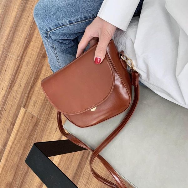 популярные обновления новой 2020 crossbody сумка для женщин сплошного цвета одного плеча saddle bag простого телефон packet b481
популярные обновления новой 2020 crossbody сумка для женщин сплошного цвета одного плеча saddle bag простого телефон packet b481