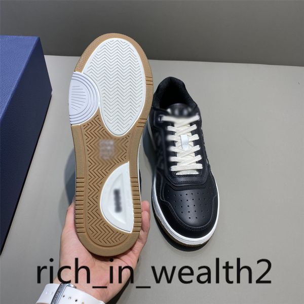 2021 new style 1.1 men's b27 low-sneakers ladies white black smooth leather white diagonal galaxy print casual shoe, Black;red
2021 new style 1.1 men's b27 low-sneakers ladies white black smooth leather white diagonal galaxy print casual shoe, Black;red