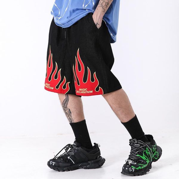 2020 new style denim shorts men flame print letter embroidery fashion streetwear hip hop knee length urban clothes short jogger1, White;black
2020 new style denim shorts men flame print letter embroidery fashion streetwear hip hop knee length urban clothes short jogger1, White;black