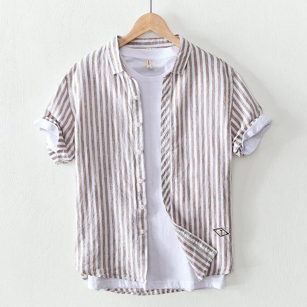 men's casual shirts 2021 men's summer leisure linen striped short sleeve shirt adolescents lapel breathable shirt1, White;black 
men's casual shirts 2021 men's summer leisure linen striped short sleeve shirt adolescents lapel breathable shirt1, White;black