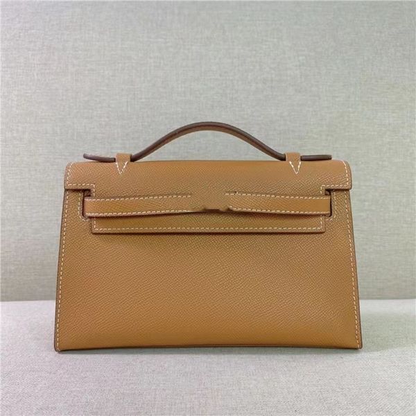 brand gene ration versatile chain simple square bag one shoulder diagonal hand held fashion calfskin bag for women
brand gene ration versatile chain simple square bag one shoulder diagonal hand held fashion calfskin bag for women