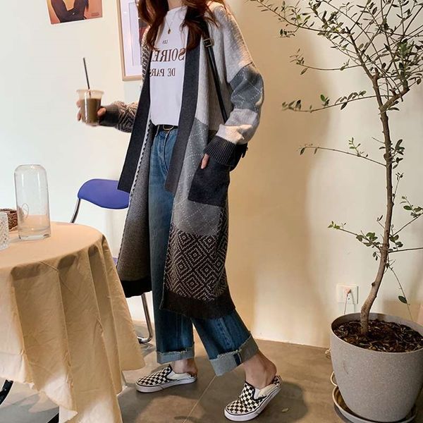spring and autumn 2020 lazy over the knee knitted cardigan loose contrast jacquard sweater jacquard medium length literary thickened sweater, White;black
spring and autumn 2020 lazy over the knee knitted cardigan loose contrast jacquard sweater jacquard medium length literary thickened sweater, White;black