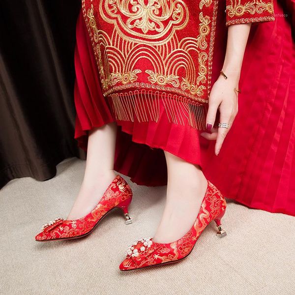 red bride wedding pointed toe pumps women pearl square heels elegant stiletto heels women shallow single shoes 2020 new arrival1, Black
red bride wedding pointed toe pumps women pearl square heels elegant stiletto heels women shallow single shoes 2020 new arrival1, Black
