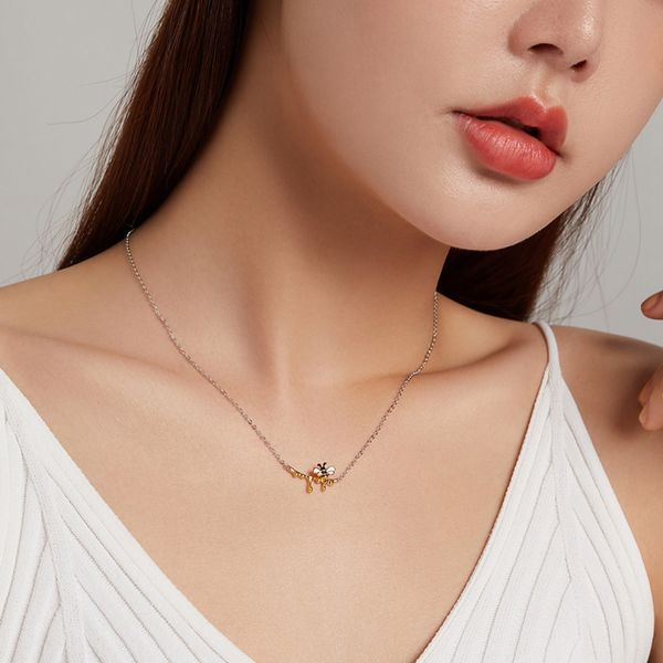 women's pendant necklaces 925 sterling silver fashion all-match clavicle chain suitable for anniversaries
women's pendant necklaces 925 sterling silver fashion all-match clavicle chain suitable for anniversaries