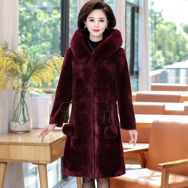 fur & faux fur middle-aged sheep shearing women coat new warm hooded winter temperament women coat nuw3571, Black
fur & faux fur middle-aged sheep shearing women coat new warm hooded winter temperament women coat nuw3571, Black