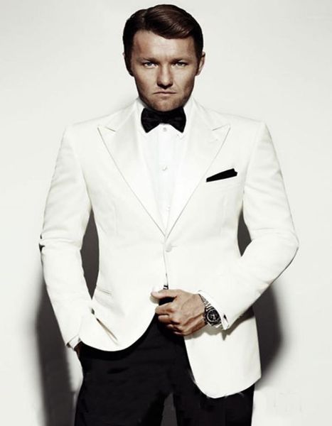 promotion customized handsome fashion groom tuxedos three pockes groomsman wedding business man suits(jacket+pants+bowtie)1, White;black
promotion customized handsome fashion groom tuxedos three pockes groomsman wedding business man suits(jacket+pants+bowtie)1, White;black