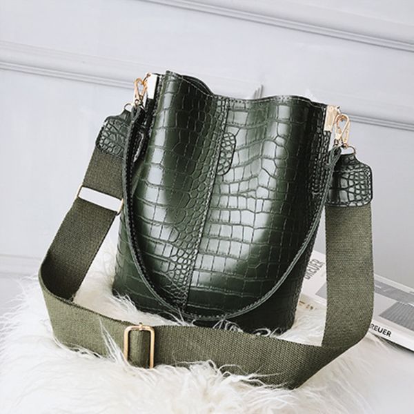 hbp non-brand single delivery, yiwu 10 * 10 single generation new alligator single shoulder bucket bag sport.0018
hbp non-brand single delivery, yiwu 10 * 10 single generation new alligator single shoulder bucket bag sport.0018