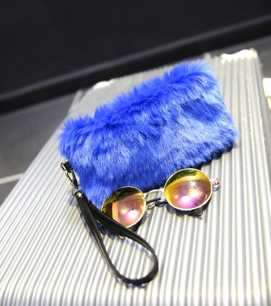 3pcs 2017 new autumn and winter coin purse women plush min evening bags ladies candy color phone zipper clutch bags, Red;black
3pcs 2017 new autumn and winter coin purse women plush min evening bags ladies candy color phone zipper clutch bags, Red;black