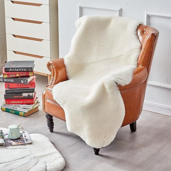 quality genuine sheepskin sheared fur rug for chair ,single side shaggy sheep skin fur sofa blanket for home decoration
quality genuine sheepskin sheared fur rug for chair ,single side shaggy sheep skin fur sofa blanket for home decoration