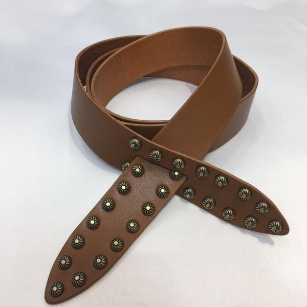 leather belt fashionable simple autumn and winter new style brown fashion rivet decorated sheep leather belt women, Black;brown
leather belt fashionable simple autumn and winter new style brown fashion rivet decorated sheep leather belt women, Black;brown