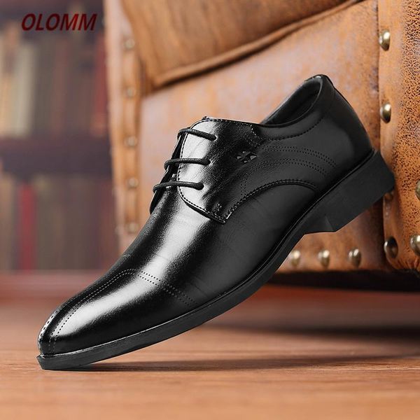 brand men shoes england trend casual shoes male oxford leather dress zapatillas men flats plus big size snakers man, Black
brand men shoes england trend casual shoes male oxford leather dress zapatillas men flats plus big size snakers man, Black