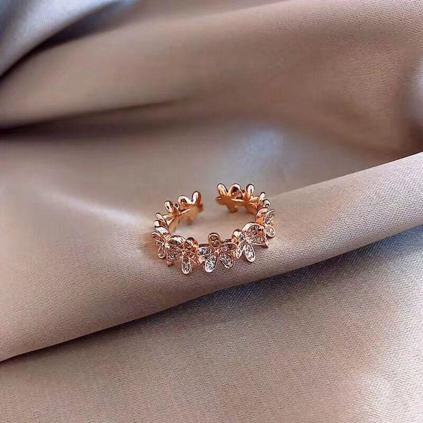 cluster rings mengjiqiao korean elegant cubic zircon flower women open adjustable fashion jewelry students gifts, Golden;silver
cluster rings mengjiqiao korean elegant cubic zircon flower women open adjustable fashion jewelry students gifts, Golden;silver