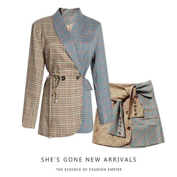 autumn / winter 2020 liu yun's two piece suit with contrast color stitching lattice temperament suit skirt and, White
autumn / winter 2020 liu yun's two piece suit with contrast color stitching lattice temperament suit skirt and, White